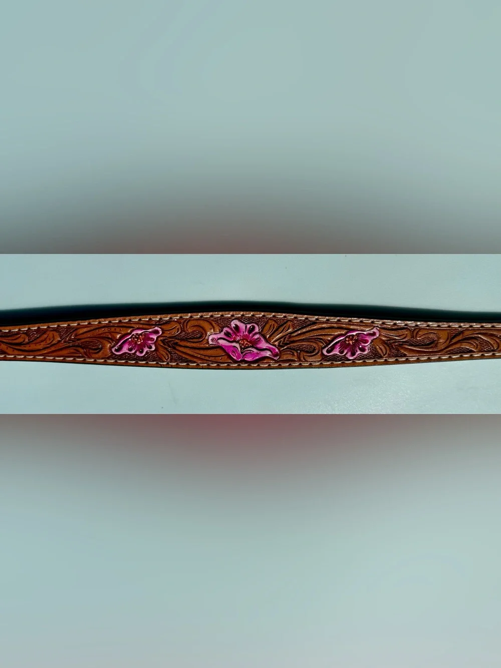 🔱Weavers Pink Floral Detailed Tooled Leather Buckle Dog Collar